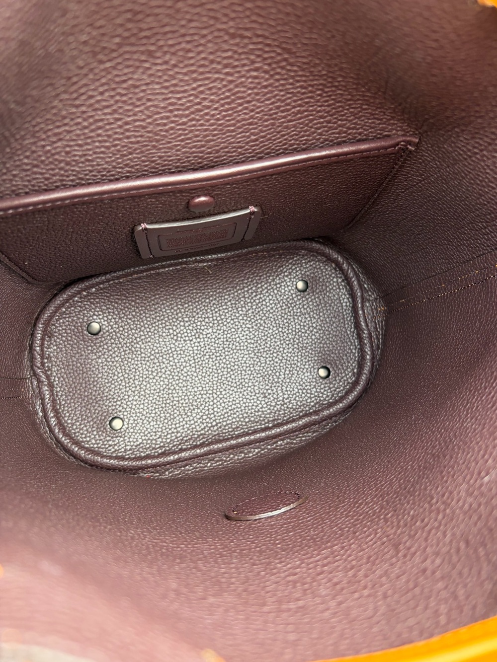 Coach Lora Whipstitch Bucket Bag Pebble Leather Like New - Picture 9 of 17
